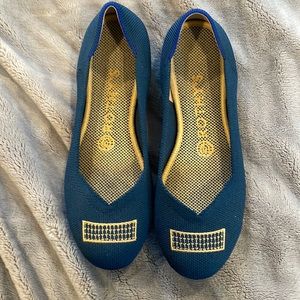 Blue and Gold Rothy’s - Size 6.5
